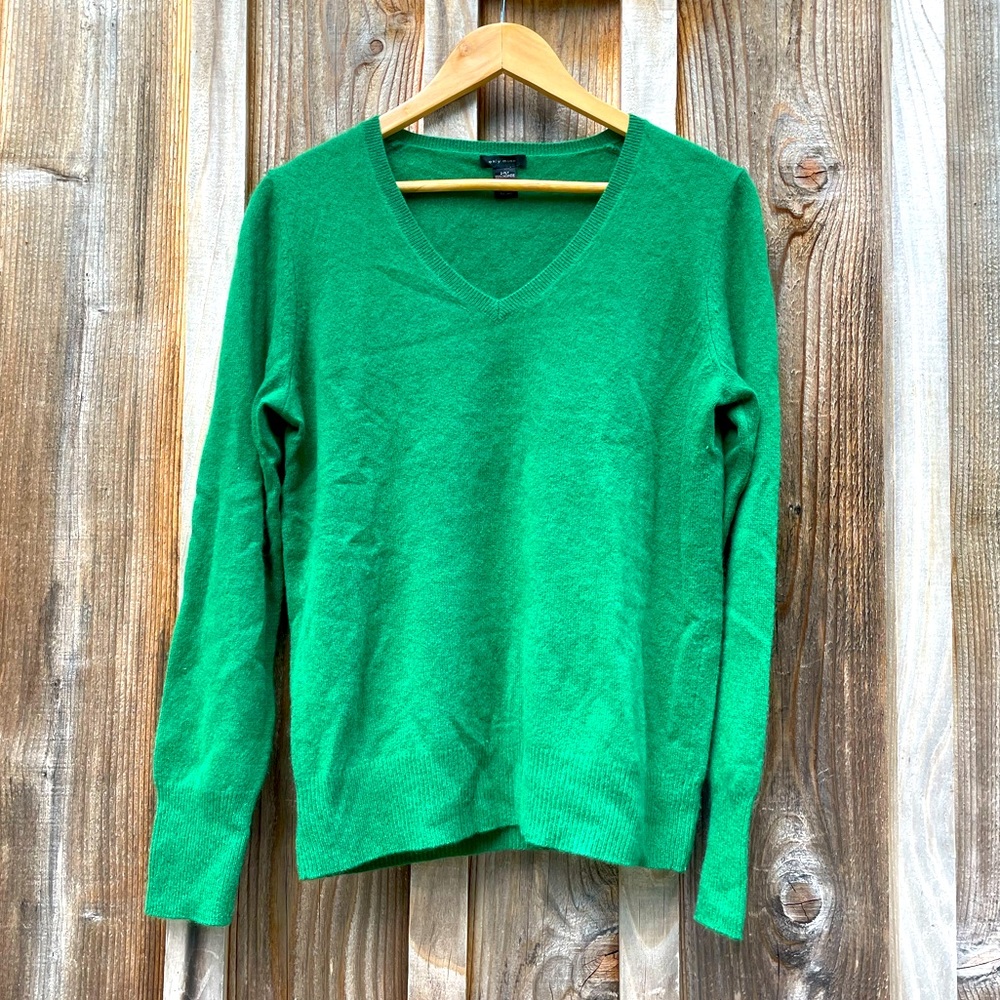 Nordstrom Only Mine Kelly Green Cashmere V-Neck Sweater